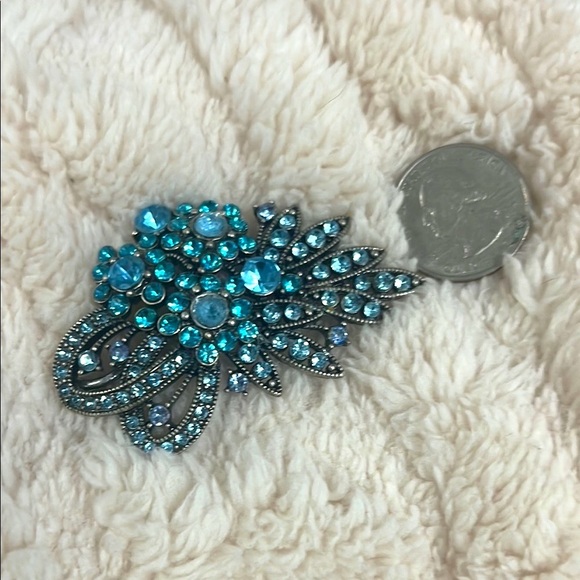 Vintage Blue Crystal Rhinestone Brooch/ Pendant - Picture 5 of 5